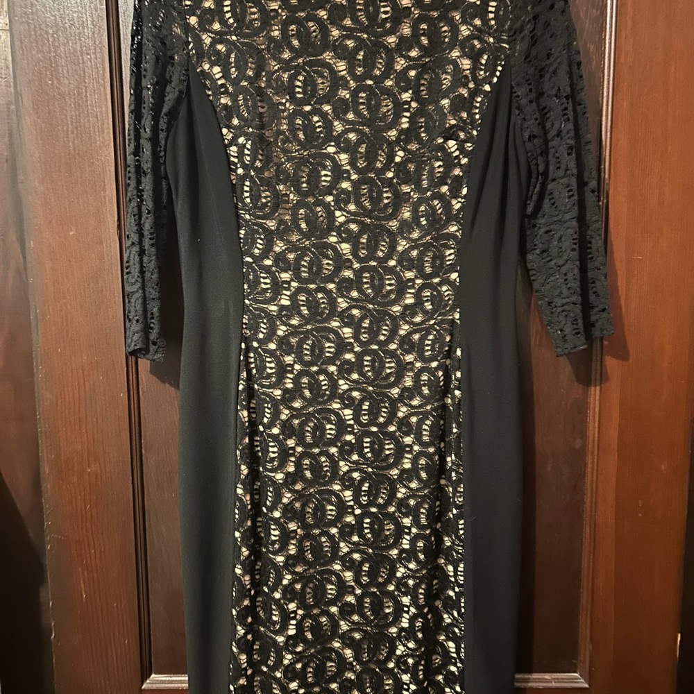Anne Klein Black and Gold Long Sleeve Dress